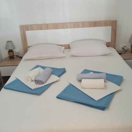 Apartmani - Sobe Cosic เนอุม ภายนอก รูปภาพ