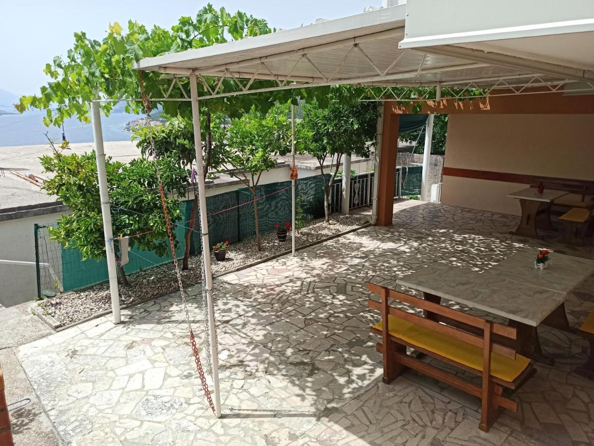Apartmani - Sobe Cosic เนอุม ภายนอก รูปภาพ