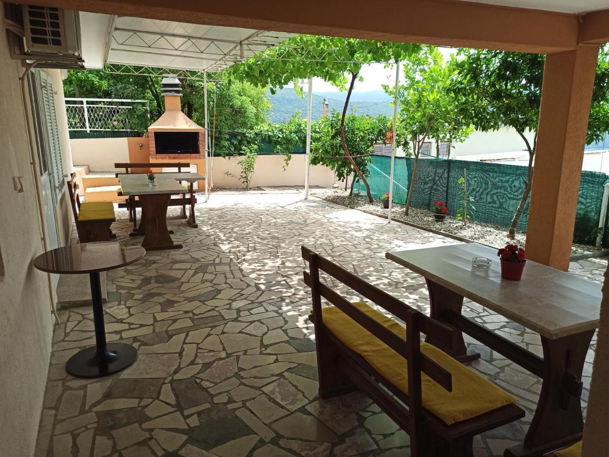 Apartmani - Sobe Cosic เนอุม ภายนอก รูปภาพ
